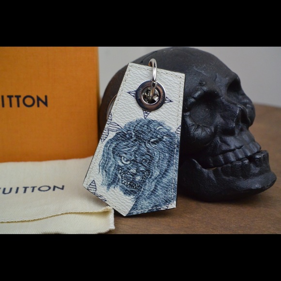 [SOLD] Louis Vuitton SAVANE KEY HOLDER Chapman Bro - Picture 2 of 7